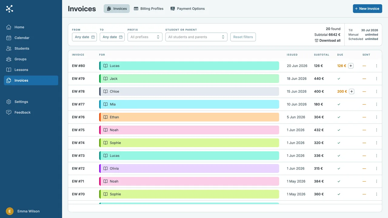 Invoices screen in Skedum